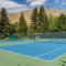 Warm Springs Ski Way Home with Pool, Pickleball, and More! - كيتشوم