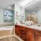 Laketown Wharf 1331
