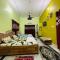 Shyam Homestay-Front faimly Room With Private Bathroom