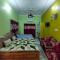 Shyam Homestay-Front faimly Room With Private Bathroom