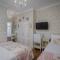 The Wescoe Guesthouse