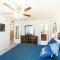 Private Patio-Cubbies Close By-Easy Freeway Access