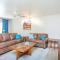Private Patio-Cubbies Close By-Easy Freeway Access