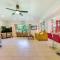 Bright Haiku Studio Patio and Rainforest View