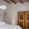 Tenuta Busulmone con piscina Val di Noto Villa & suits