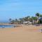 3 bed ground first floor apartment. Close to beach