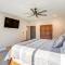 Game Room and Pool Access Spacious Cabin in Arnold - Arnold