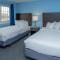 Commander Beach House Hotel