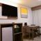 Comfort Inn & Suites Moreno Valley near March Air Reserve Base - مورينو فالي