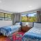 Waimarama Hideaway - Waikawa Holiday Home