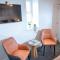 Kings Arms Suites - Luxury Double - Waterfall Shower - Self Check In