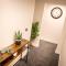 Kings Arms Suites - Luxury Double - Waterfall Shower - Self Check In