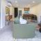 Merivale Gem: 2BR Townhouse Oasis - Christchurch