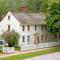 Deerfield Inn