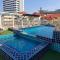 Whitehouse Condotel