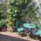 The Lodge - Luxury Lodge with Super King Size Bed, Kitchen & Shower Room