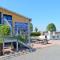 Holiday Home in Auvergne with Roofed Garden and Terrace - Calvinet