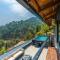 StayVista at Leopard's Creek with Pool - Solan