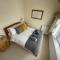 Oak Cottage cosy 5 bed sleeps 8 - dogs welcome - Holmesfield