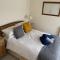 Oak Cottage cosy 5 bed sleeps 8 - dogs welcome - Holmesfield