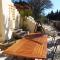 Maison conviviale avec jardin proche Avignon + piscine partagée - Avignone