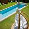 Maison conviviale avec jardin proche Avignon + piscine partagée