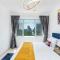 Lux BnB I Una Tower I Lakes View - Dubaj