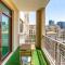 Lux BnB I Una Tower I Lakes View - Dubaj