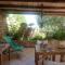 Gemütliches Ferienhaus im neosardischen Stil der Costa Smeralda mit Meerblick und in Strandnähe