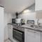 Cozy Apartment In Cesarica With Kitchen