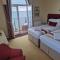 Redcliffe Hotel