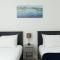 Stylish Seaside Stay – Brighton Marina Views - 布莱顿霍夫