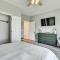 Bright and Elegant Home in High Point with Deck!