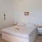 Georgia Rooms Milos
