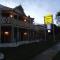 Victoria Lodge Motor Inn & Apartments