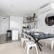 A Stylish 2BR Apt with FREE Parking - ملبورن