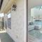 Bright and Airy Myrtle Beach Condo 1 Block to Ocean - Myrtle Beach