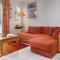 Apartment Alpes et Lac 2 by Interhome