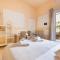 DimoraLeTreMuse Guesthouse