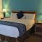 Howard Johnson by Wyndham Downtown Kamloops - Kamloops