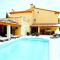 CASA-Manon des sources spacious holiday home with pool in Brue-Auriac - Brue-Auriac