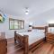 Day Dreaming - Mazlin House