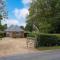 Countryside Cottage with Stunning Views - Fletching