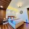 Luxury stay at Hotel Broadway Boutique Mall Road Chowrasta Near Mahakal Temple