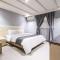 Gallery Hotel