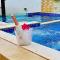 Geribá - piscina de vidro com hidromassagem - 12 pessoas