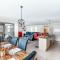 Oakdean Resort- Pool, Spa, Beach, Sleep 9