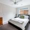 Oakdean Resort- Pool, Spa, Beach, Sleep 10