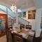 Sillero Painting Gallery and Hostel