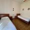 Apartment at few steps from the lake - Larihome A16